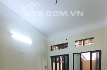 NGUYÊN CĂN NHÀ ĐƯỜNG NGUYỄN ĐỨC CẢNH, HOÀNG MAI, 60m, 15tr/tháng