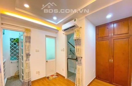 Bán nhà Nơ Trang Long 10m ra MT 4 tầng giá chỉ 3.x tỷ