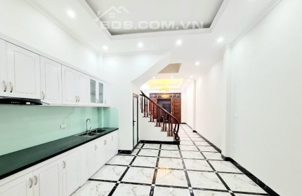 HOT HOT : Bán nhà Minh Khai , 70m2 , chỉ 4,5 tỷ , mặt tiền 4,8m , thông số ĐẸP như hoa hậu