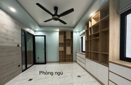 Ban nhà mới xây kiên cố đẹp từng chi tiết hẻm xe hơi-Thạnh mỹ lợi