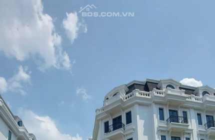 HIẾM CÓ ! BÁN NHÀ LUXURY KIẾN HƯNG HÀ ĐÔNG 73 MÉT NHỈNH 10 TỶ SHOPHOUSE LUXURY. VỊ TRÍ ĐẸP, TƯƠNG LAI CÀNG GIÁ TRỊ , TƯƠNG LAI PHÁT TRIỂN