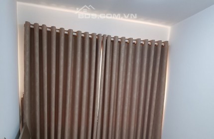 Căn hộ 8X Plus cần bán, 2pn dt 63m2, giá 2 tỉ. Có sổ hồng rồi