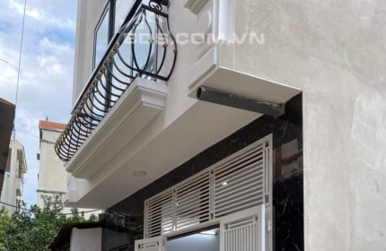 Chính chủ bán nhà xây độc lập gần chợ 44m2 x 4 tầng dương nội hà đông