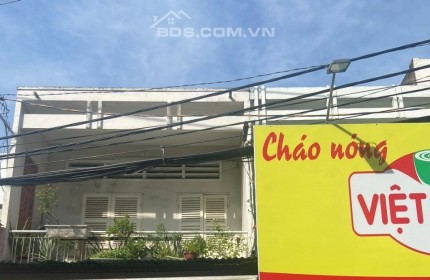 Bán nhà mặt tiền số 300 Bàu cát, quận Tân bình