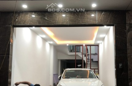 Chính chủ nhà mặt ngõ 191 Phạm Văn Đồng 5 tầng x 50m2 có gara full nội thất