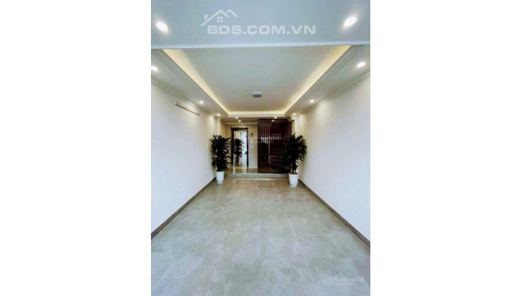 Bán nhà Hồng Tiến Long Biên DT 40m2 5T giá nhỉnh 4 tỷ ngõ gần ô tô gần cầu trường học 1 bước ra phố