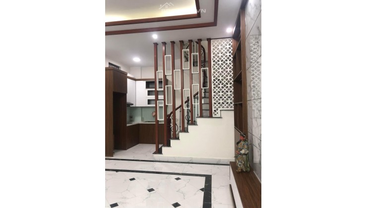 BÁN NHÀ PHỐ MINH KHAI, 50M2 - 5 TẦNG - 6 NGỦ, NGÕ NÔNG, THẲNG, 30M RA PHỐ, NHỈNH 5 TỶ