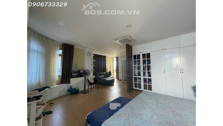 Bán căn biệt thự 110m2 đường Nguyễn thị thập Q7 chỉ 15.3 tỷ