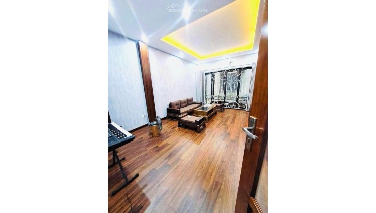 BÁN NHÀ CỰC HIẾM THANH XUÂN 30M2*5T, PHÂN LÔ, NGÕ Ô TÔ TRÁNH, CHỈ 3 TỶ, LH 0975666943