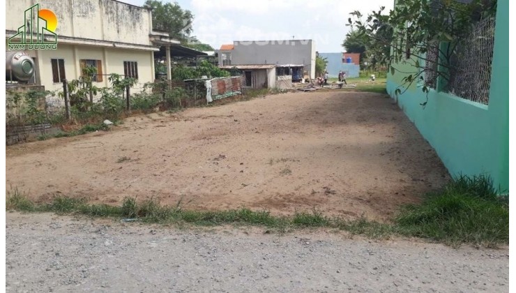 ĐẤT ĐẸP NẰM NGAY NGÃ TƯ GIAO LỘ LỚN CỦA TỈNH TIỆN ÍCH ĐẦY ĐỦ