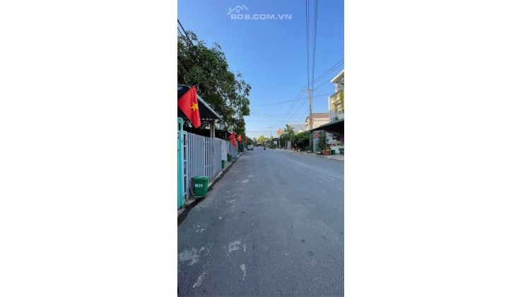 NAY EM BÁN TÁCH SỔ 60TR/100M2 ĐẤT KHU DU LỊCH BIỂN