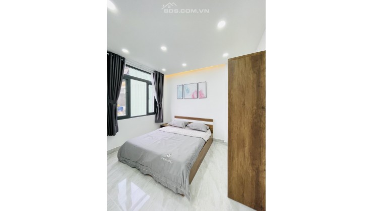 Phú Nhuận - 48M2 NGANG 5,5M - Hoàng Hoa Thám - Xe hơi Sát nhà - Đẹp như hình