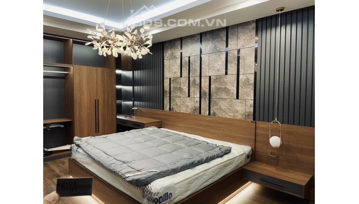 BỚT 300TR BÁN NHANH NHÀ 2PN, 2WC, SHR HOÀN CÔNG ĐỦ Đ.HOÀNG VĂN THỤ, P.4, Q.TÂN BÌNH.