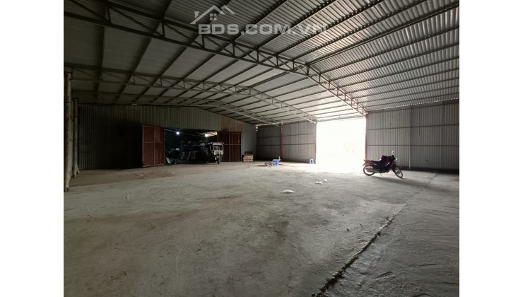 CHO THUÊ KHO NHÀ XƯỞNG PHAN TRỌNG TUỆ 280M2, MT 20M, GIÁ 19.6 TRIỆU, ĐIỆN 3 PHA.