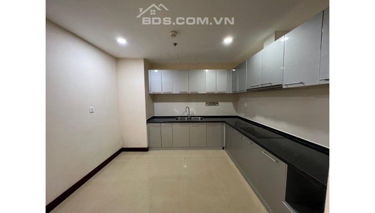 Chung cư Royal City, Nguyễn Trãi Thanh Xuân, Nhà đẹp ở ngay 158 m2, 3 phòng ngủ nhỉnh 10 tỷ