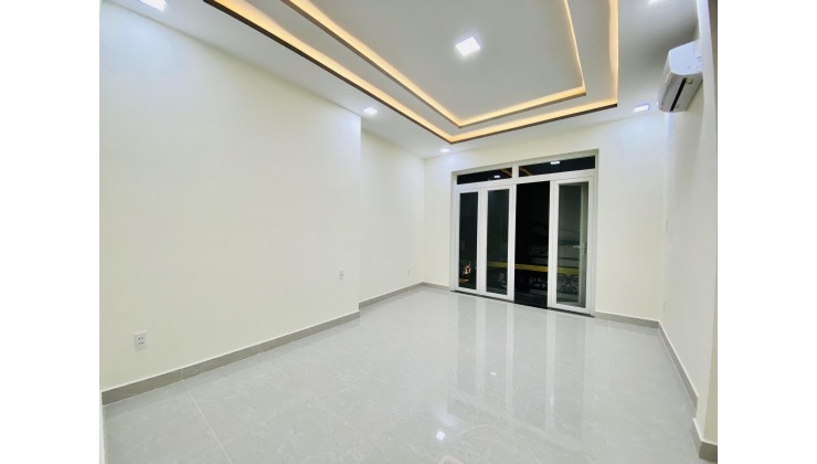 Bán nhà HXH Bình Sơn Long Thành, 40m2, nhà đẹp, BTCT