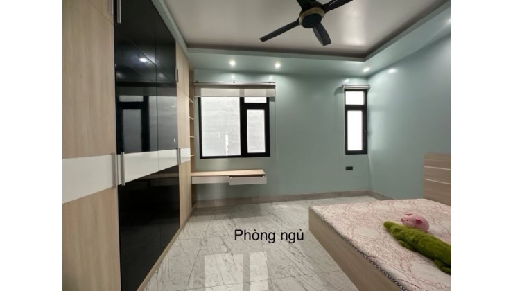 Ban nhà mới xây kiên cố,đẹp từng chi tiết khu yên tĩnh hẻm xe hơi