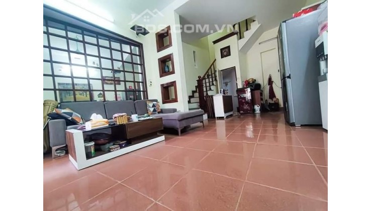 Bán nhà ngõ Kim Giang, Hoàng Mai, 30m2, 4 tầng, 3 ngủ, giá 2.83 tỷ