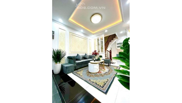 NHÀ MINH KHAI -LÔ GÓC 40M2- 4T Ô TÔ Ở LUÔN GIÁ CHỈ 3T TỶ 6