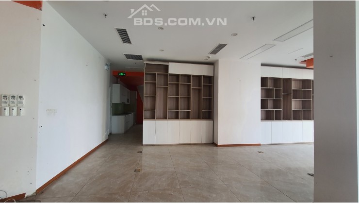 Cho thuê sàn văn phòng hạng B 280m2 giá rẻ tại tòa Yên Hòa Park View, Cầu Giấy
