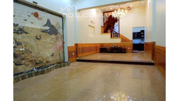 BÁN NHÀ 3 TẦNG TRUNG TÂM TP NINH BÌNH. DT 71,4M2 NỞ HẬU, H NAM.