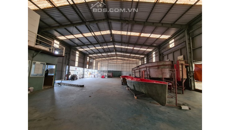 cho thuê kho xưởng 670m2 ở Trần Phú , Hoàng Mai , gần cảng khuyến lương , kho khung zamin cao tầm 10m