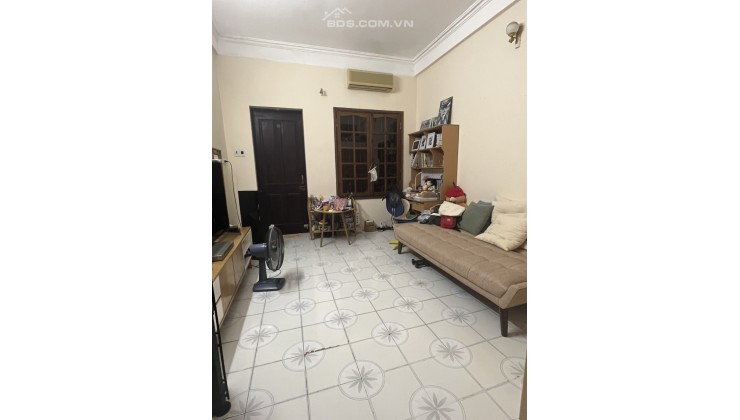 NHÀ MẶT NGÕ THÁI THỊNH 49M2; 5 TẦNG.