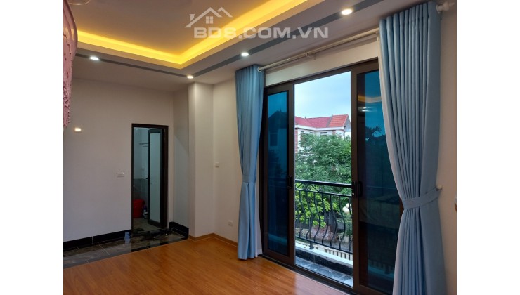 BÁN NHÀ 5 TẦNG 55M2 MT 4M,Ô TÔ ĐỖ CỬA VIEW HỒ ĐIỀU HÒA HƠN 3 TỶ