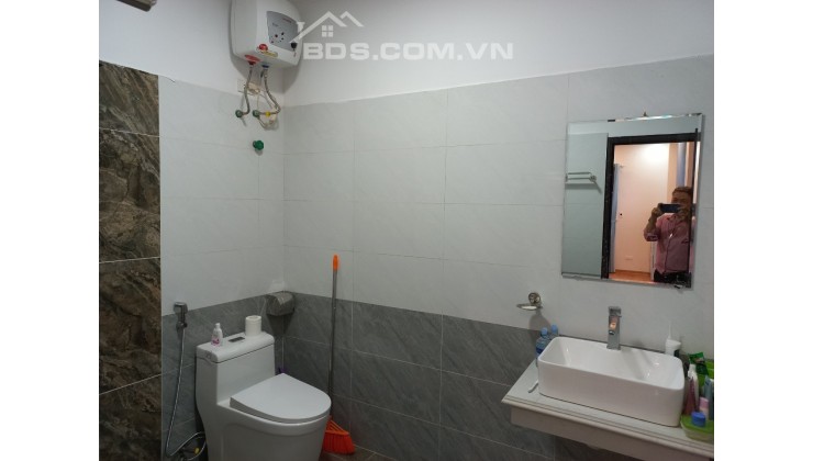 BÁN NHÀ 5 TẦNG 55M2 MT 4M,Ô TÔ ĐỖ CỬA VIEW HỒ ĐIỀU HÒA HƠN 3 TỶ