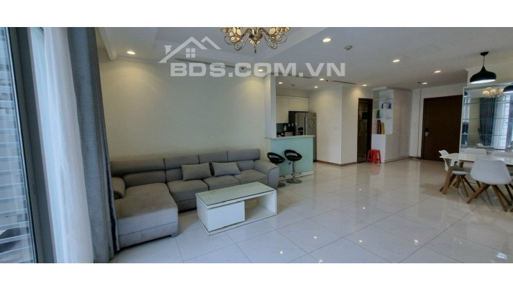 Bán CHCC Vinhomes Central Park Bình Thạnh, 81m2 tặng nội thất 1.32 tỷ. Lh:0817918117