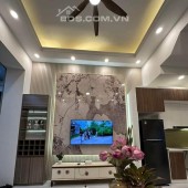 Nhà Đẹp Ngõ Ô Tô Phương Mai, Đống Đa 30m, 4 tầng, mt 4m, giá 5.55 tỷ