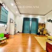 NHÀ ĐẸP ThẠCH BÀN,Ô TÔ QUA NHÀ 43m2, 3 tầng, 4.55 tỷ