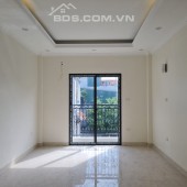 Bán nhà mới ngõ phố Nam Đuống, Long Biên, Dt34m2, 5 tầng, giá bán 3.1 tỷ
