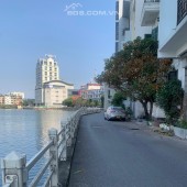 Nhà đẹp mặt hồ Ngọc Lâm, 100m x 4 tầng, mặt tiền 7.3m, ôtô dừng đỗ