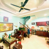 Nhà bán Phan Anh giáp Quận 6 DT 4x10m ô tô đỗ cửa ngày đêm có sân lớn, gần mặt tiền