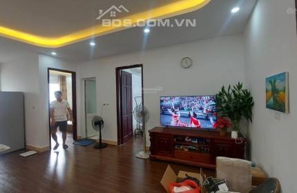 Chỉ 2 tỷ có ngay căn hộ CT1 mặt phố Ngô Thì Nhậm - Căn góc 65m2 nhà đẹp, ở ngay