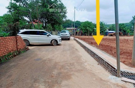 CẦN BÁN 2 LÔ 10X38=380M2 THỔ CƯ ĐƯỜNG 12M SÁT CHỢ GIÁ 340 TRIỆU