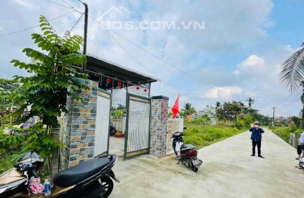 Gia đình mình cần tiền bán gấp lô đất trục chính phú mỹ - Sẵn sổ hồng giá rẻ