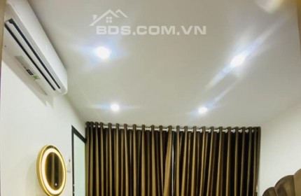 BÁN NHÀ TẬP THỂ THÁI THỊNH 50M2 TẦNG 4 GIÁ 1,3 TỶ