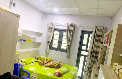 3.4 TỶ - MẶT TIỀN NÓNG HỔI - ĐỐI DIỆN TRƯỜNG HỌC - TIỆN MUA BÁN KINH DOANH - PHAN VĂN KHỎE - QUẬN 6 - BÁN NHÀ 3 TẦNG, 3x12, 2 PN, 2 WC