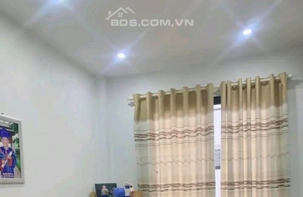 Bán nhà trong ngõ Chùa Hà. Cầu giấy. 64m2giá 7 tỷ. 5 tầng .cách đương lớn 20m.