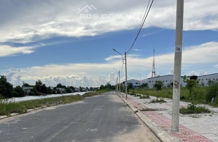 Bán lô đất hiếm 2 mặt tiền, diện tích 258m2, khu đô thị Hoàng Tâm, Cà Mau