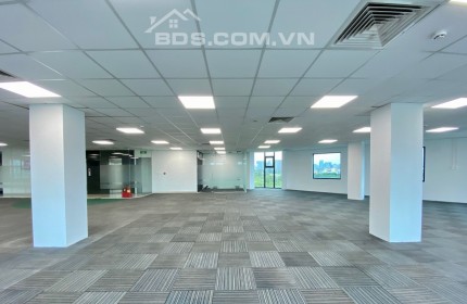 Cho Thuê Sàn Trống, 2 Mặt Tiền Đường Trần Não, Diện Tích 340 m2. Giá Thuê Chỉ 160 Triệu / Tháng