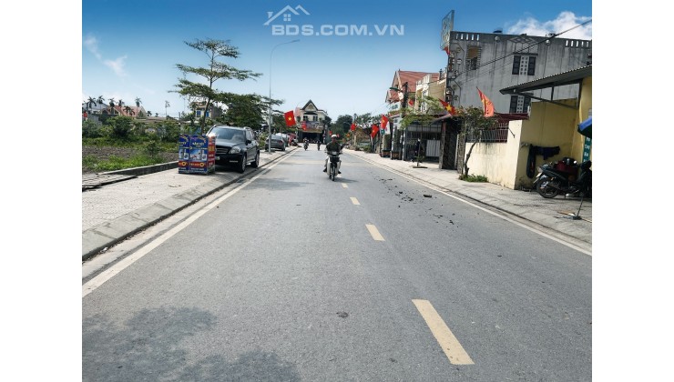 Chính chủ bán lô đất sổ đỏ giá chỉ 495tr/lô nằm ngay mặt trục phố sát khu đô thị Vinhomes Dương Kinh.