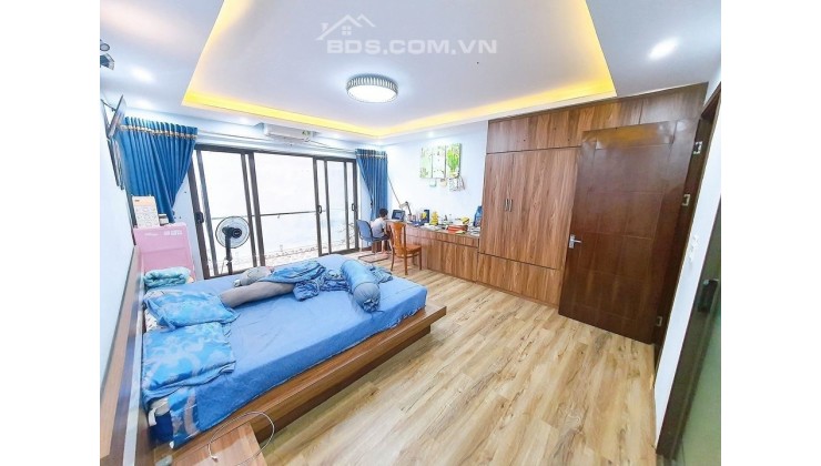 Cần bán nhà phố Tôn Đức Thắng 45m2 đẹp hiếm giá nhỉnh 4 tỷ - gần ngã 6 Ô Chợ Dừa