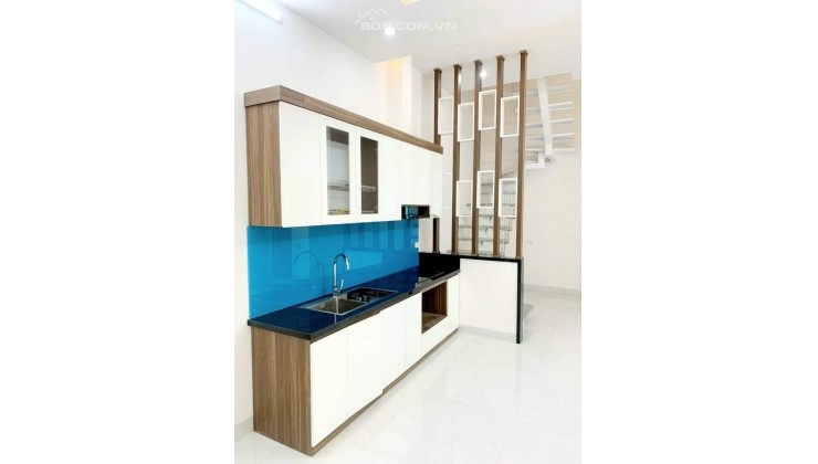 Chính chủ cần bán nhà siêu đẹp ô tô 7  chỗ đỗ cửa khu dân trí cao Nguyễn TRãi - Thanh Xuân