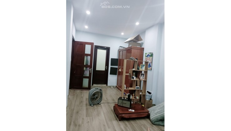 BÁN NHÀ BẠCH MAI, SÁT PHỐ, DIỆN TÍCH RỘNG, NHÀ ĐẸP Ở LUÔN 48m x 5T, NHỎ 4 TỶ 0901753139