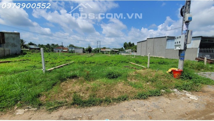 Một lô đất ngộp Ngay An Tịnh- thị xã trảng bàng Tây Ninh
 7x67m(470m2) . có sẵn 137m2 (ODT)
