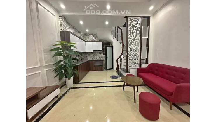 HOT! NHỈNH 3 TỶ CÓ NGAY NHÀ TRUNG TÂM VĂN QUÁN , 31M2 NHÀ 5 TẦNG ,