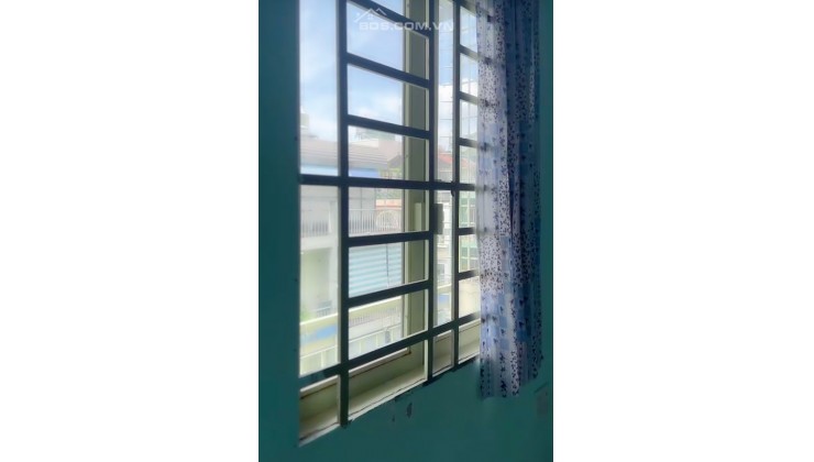 Cho thuê phòng có ban công cửa sổ 74 Bàu Cát P14 Tân Bình